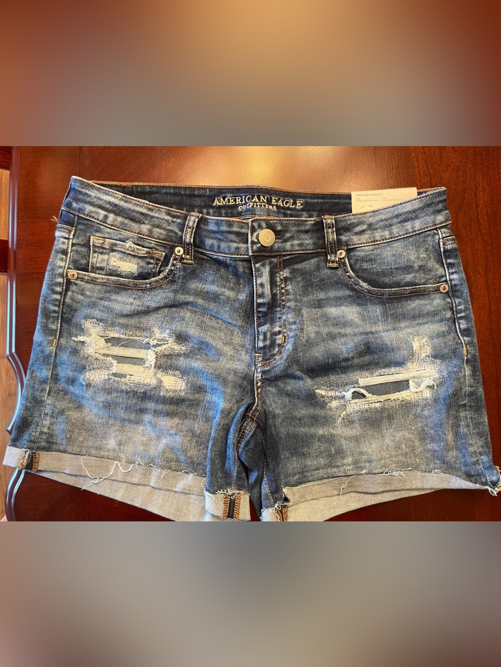 NWT Women American Eagle Outfitters Distressed Blue Denim Jean Shorts Size 14